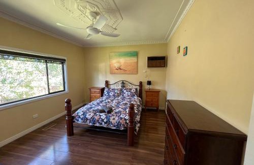 Glenroy House | Wombat Cottage Albury