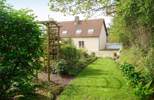 Bolleville House | Wonderful private villa for 6 guests with WIFI, TV, terrace, pets allowed and parking
