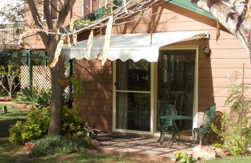 Wondai Bed & Breakfast | Wondai Hideaway Apartment