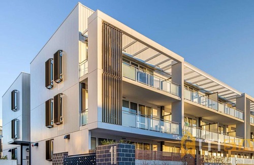 Phillip Apartment | Wonder in Woden - 2 bd 2bth Apt
