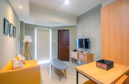 Cikarang Apartment | Wonderful 1BR Apartment at Mustika Golf Residence with Golf View By Travelio
