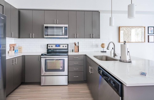 Redmond Apartment | Wonderful 1BR in Redmond, Rooftop + Pet-Friendly