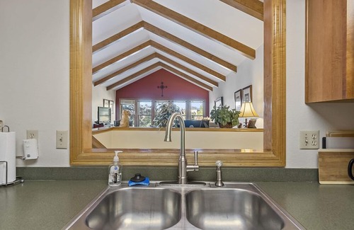 Durango Condo | Wonderful 2 bedroom 21/2 bath condo on 2 levels with nice views