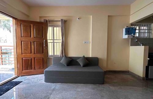 JP Nagar Apartment | Wonderful 2Bhk 950M from JP nagara metro 3rd Floor