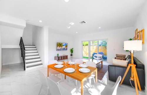 Allapattah House | Wonderful 3 bedrooms house, Spacious&Bright