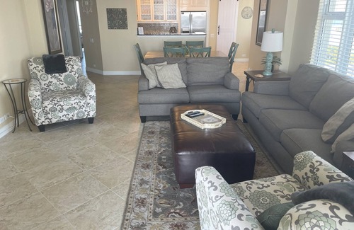 Navarre Beach Condo | WONDERFUL 3BR/3BA Beach Front Condo, All Kings, Sleeps 6, Free Beach Service!