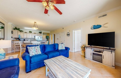 West Panama City Beach Condo | Wonderful 5th-floor condo in Gulf-front building with pool & central AC