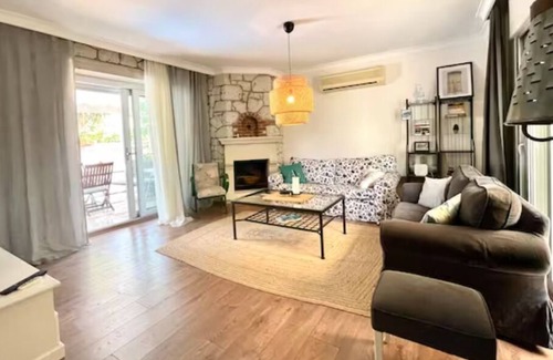 Alacati Villa | Wonderful Alacati Villa with Private Pool