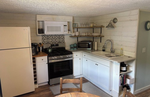 Eastern Vermont Apartment | Wonderful and cozy 2-bedroom apartment with WiFi in Morristown