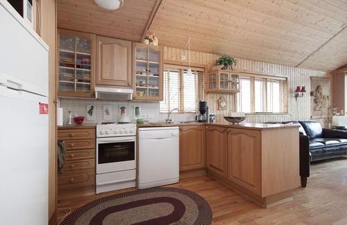 Blaskogabyggd Cabin | Wonderful and spacious cabin on the Golden Circle - HOT TUB & SAUNA