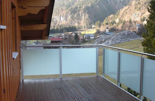 Dalaas Apartment | Wonderful apartment with fantastic view Top 2 (2nd floor)