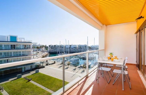 Lagos Apartment | Wonderful Apartment in Lagos Marina with AC/Wi-Fi/Netflix