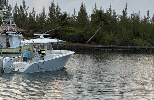 Treasure Cay Boat Rental | Wonderful boat DOCK in Treasure Cay