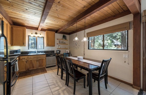 Tahoma Cabin | Wonderful cabin w/HotTub in charming Homewood, very close to Chambers Landing.