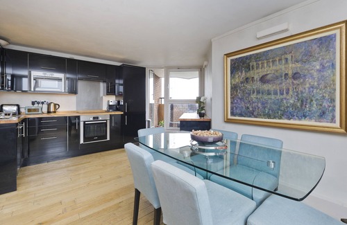 Chelsea Riverside Apartment | Wonderful Chelsea Flat, 2 Bedrooms, 2 Bathrooms