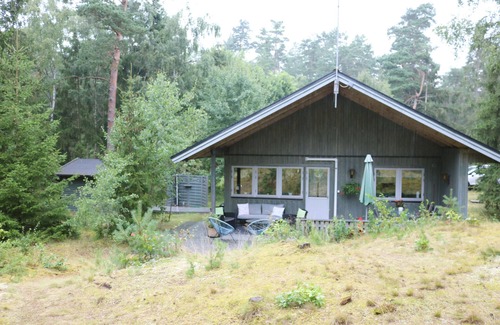 Yngsjo Ski Chalet | Wonderful cottage near the Baltic Sea with lovely beach and nice baths | SE01076
