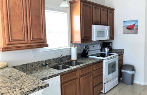 Myrtle Beach Cottage | Wonderful Cottage by the Soft Sand Beach