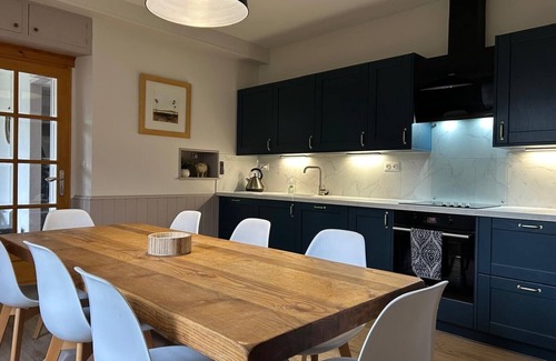 Bagneres-de-Luchon House | Wonderful detached house in centre of Luchon 200m from Gondola, private parking!
