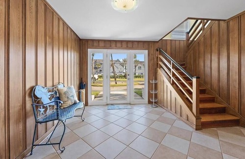 Old Ponte Vedra Beach House | Wonderful family home with a pool in the heart of Ponte Vedra Beach! OCEAN VIEWS and beach access just across the street.