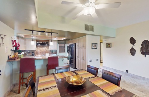 Waikoloa Condo | Wonderful home with central AC, heated pool & hot tub - close to dining