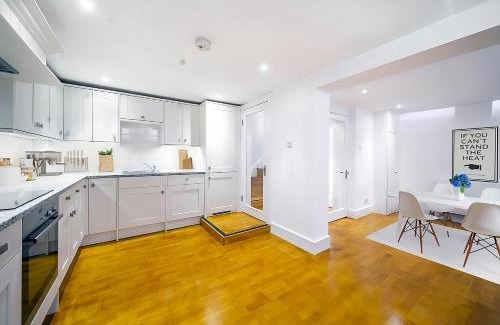 Vincent Square House | Wonderful House Central London - Westminster