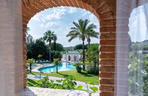 Campiglia Marittima Villa | Wonderful private villa with WIFI, private pool, hot tub, A/C, TV, patio and pets allowed