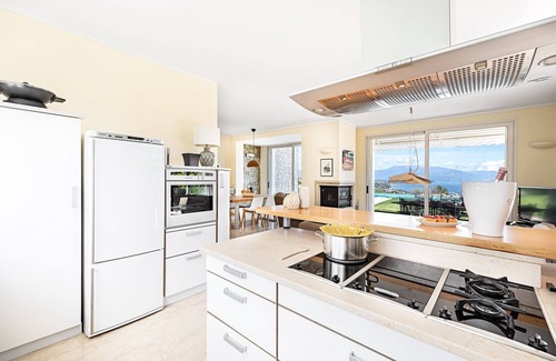 Lonato del Garda Villa | Wonderful Lake Garda Villa | Spectacular Lake Views | Private Pool | Villa.