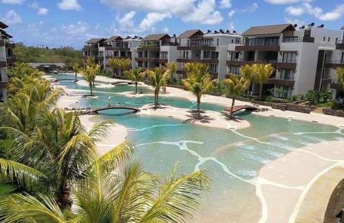 Mont Choisy Apartment | Wonderful Mont Choisy flat, huge lagoon pool