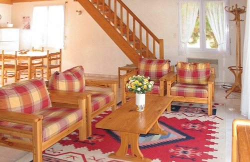 La Tranche-sur-Mer House | Wonderful private villa for 4 guests with WIFI, TV, terrace and parking