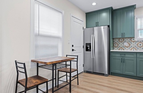 Hawthorne House | Wonderful Pool Home Next to SOFI, Intuit, LAX, KIA