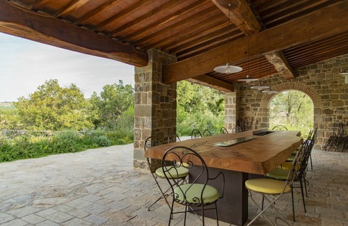 Radda in Chianti Villa | Wonderful private villa with WIFI, A/C, private pool and parking, close to Greve In Chianti