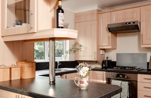Cullachie House | Wonderful private villa for 4 people with WIFI, TV, patio, pets allowed, panoramic view and park.