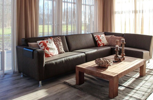 West-Graftdijk House | Wonderful private villa for 10 guests with WIFI, TV, terrace and parking