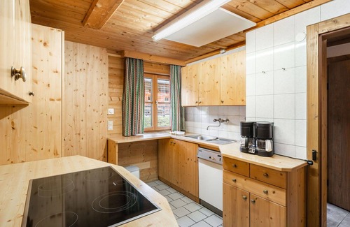 Untertauern House | Wonderful private villa for 17 people with WIFI, TV, balcony and parking