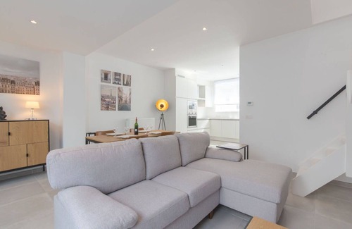 Blankenberge House | Wonderful private villa for 4 people with WIFI, TV, terrace and pets allowed