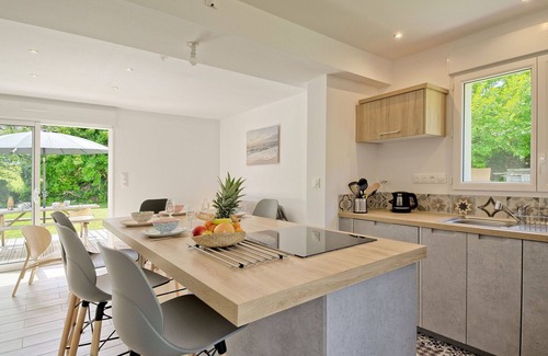 Plougrescant House | Wonderful private villa for 4 people with TV and terrace