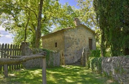 Vivo dʼOrcia Villa | Wonderful private villa for 2 guests with pool, WIFI, TV, balcony, panoramic view and parking