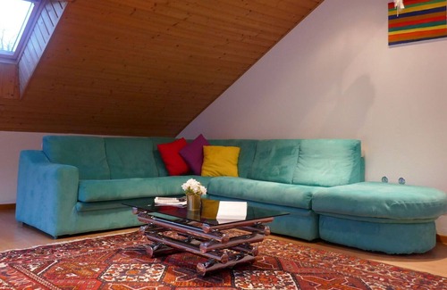 Aquila House | Wonderful private villa for 4 guests with WIFI, TV, balcony, pets allowed and panoramic view