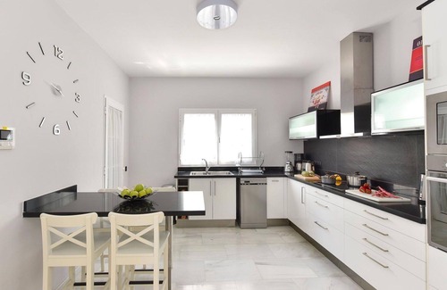 Costa Meloneras House | Wonderful private villa for 8 guests with WIFI, A/C, private pool, TV, pets allowed and parking