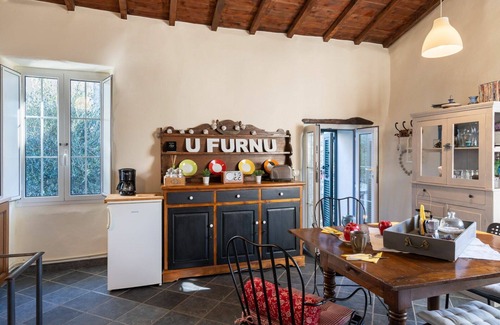 Chiusavecchia House | Wonderful private villa for 2 people with terrace