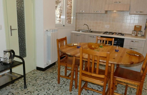 Chiusanico House | Wonderful private villa for 6 people with WIFI, TV, patio, pets allowed and parking