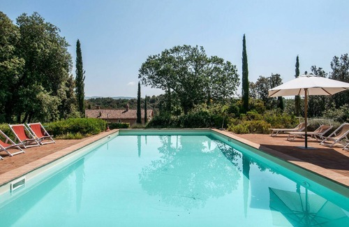 Camigliano Villa | Wonderful private villa for 10 people with WIFI, private pool, A/C, TV, panoramic view and parking
