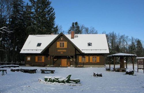 Byst Villa | Wonderful private villa for 12 guests with WIFI, TV and pets allowed