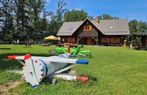 Byst Villa | Wonderful private villa for 12 guests with WIFI, TV and pets allowed
