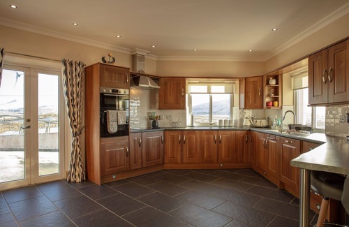 Aisgernis House | Wonderful private villa for 17 people with hot tub, WIFI, TV, patio, panoramic view and parking