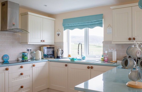 Bornesketaig House | Wonderful private villa for 6 people with WIFI, TV, terrace and parking