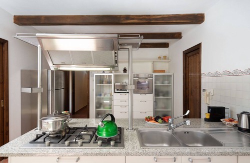 Subbiano Villa | Wonderful private villa with hot tub, private pool, A/C, WIFI, TV and terrace, close to Arezzo
