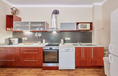 Cerny Dul Villa | Wonderful private villa for 15 guests with WIFI, TV, balcony and pets allowed