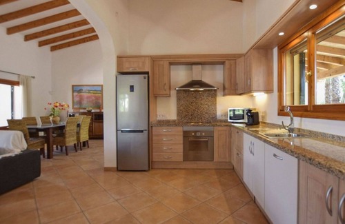 Crestatx Villa | Wonderful private villa for 6 people with WIFI, A/C, private pool, TV and patio