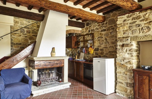 Capolona Villa | Wonderful private villa for 18 people with private pool, WIFI, TV and pets allowed, close to Are.